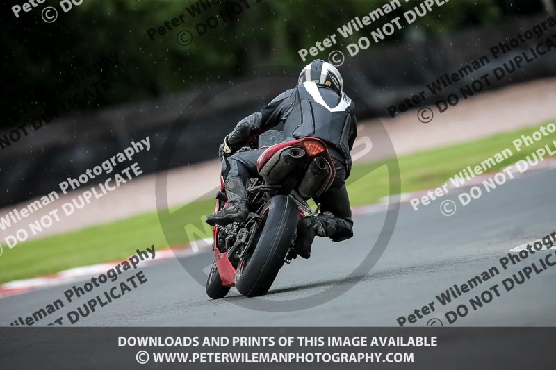 PJM Photography;anglesey;brands hatch;cadwell park;croft;donington park;enduro digital images;event digital images;eventdigitalimages;mallory;no limits;oulton park;peter wileman photography;racing digital images;silverstone;snetterton;trackday digital images;trackday photos;vmcc banbury run;welsh 2 day enduro